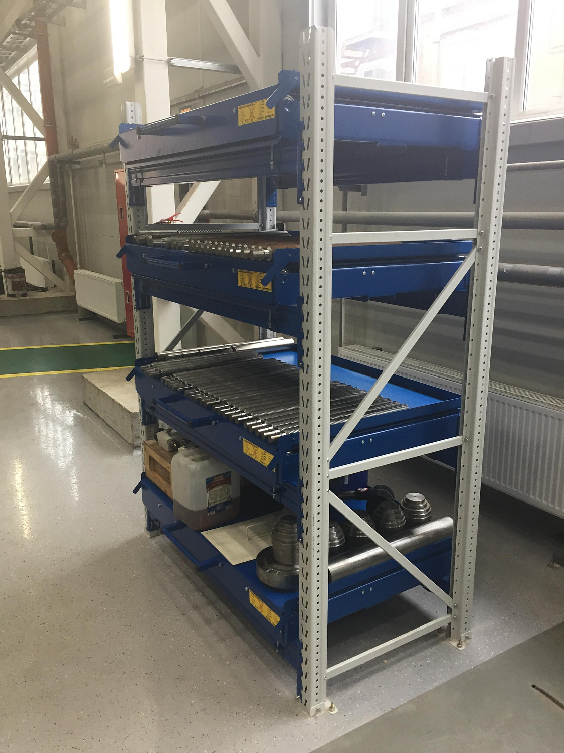 ER-00023397 Стеллаж с выкатными платформами S-HEAVY 1000/900 (3 яруса хранения)